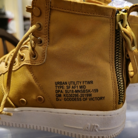 Nike AF1 Urban Utility Footwear shoe - Picture 6 of 15